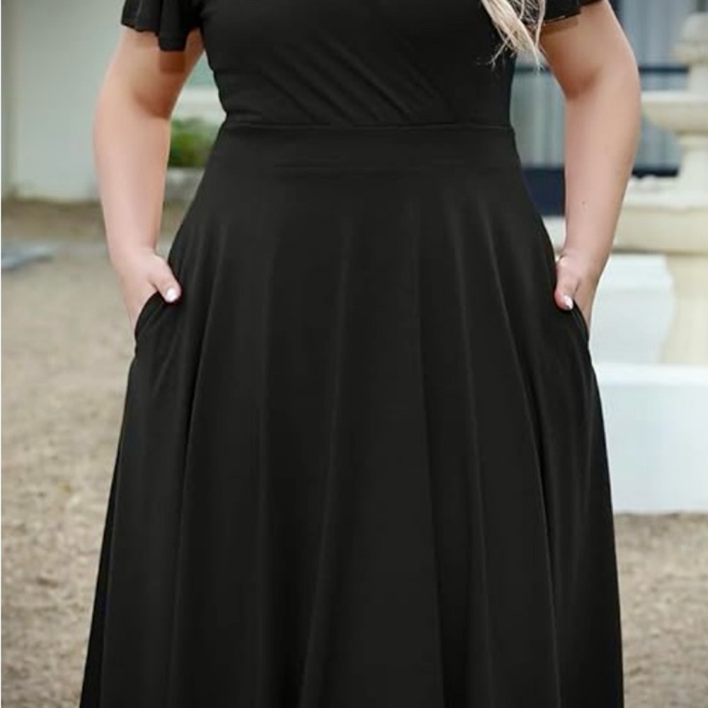 NWT Nemidor Wrap Style Short Sleeve Black Dress Women’s Size 16